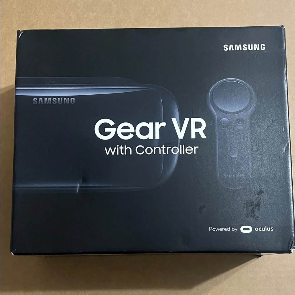 Samsung Gear VR Headset with Controller - Dark Gray - Picture 1 of 16